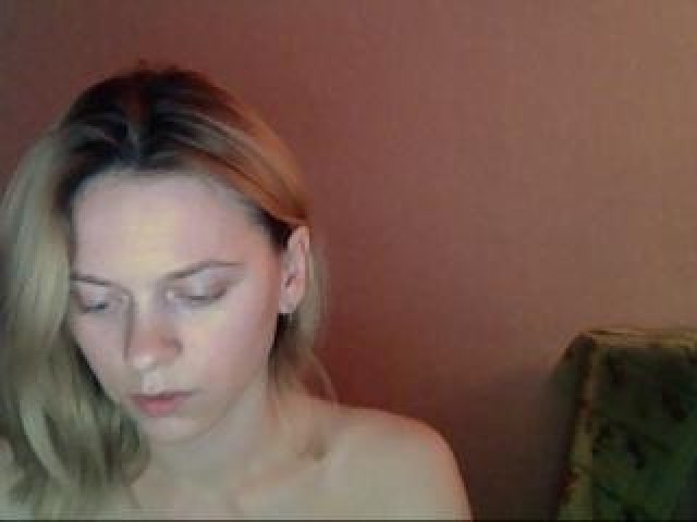 12601-maryjoy-female-shaved-pussy-pussy-caucasian-gray-eyes-webcam-model