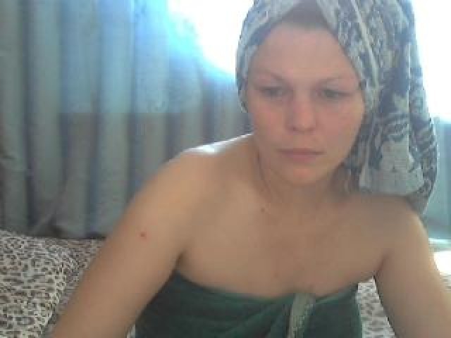 13301-lykusya-medium-tits-tits-female-sex-caucasian-green-eyes-webcam
