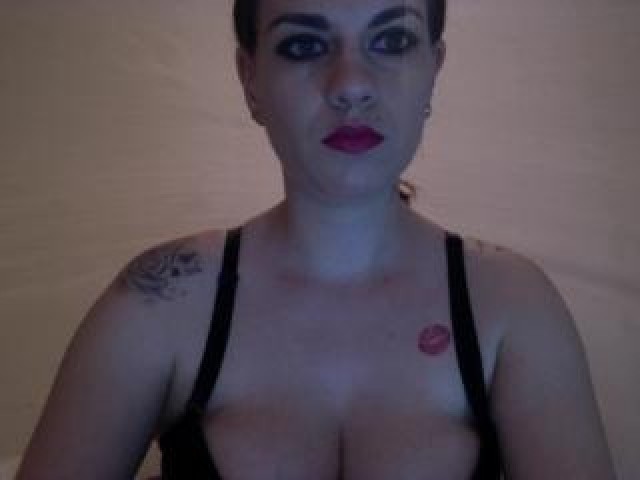 16540-lycyouspynk-webcam-medium-tits-caucasian-pussy-webcam-model-brunette