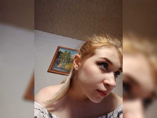 19837-cam-model-lovajj22-teasing-massage-caucasian-dancing-shaved-pussy-french