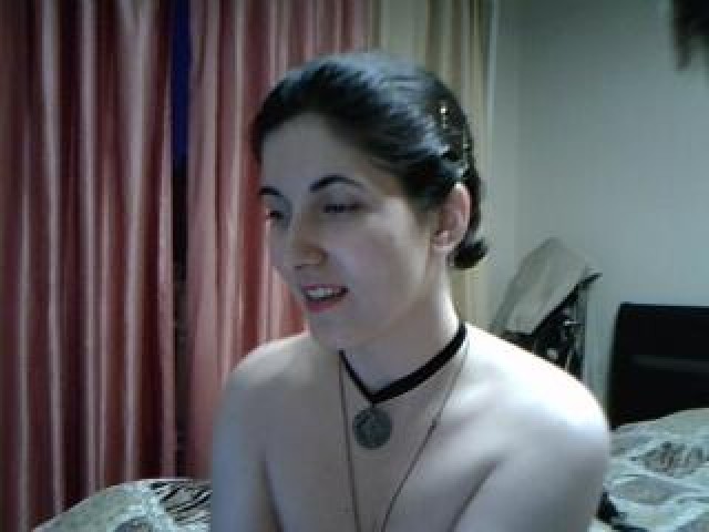 20735-leakyhole-tits-brown-eyes-brunette-webcam-model-caucasian-webcam