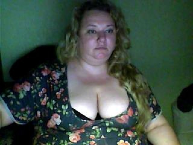 21723-grandblonda-gray-eyes-mature-pussy-webcam-webcam-model-caucasian-blonde