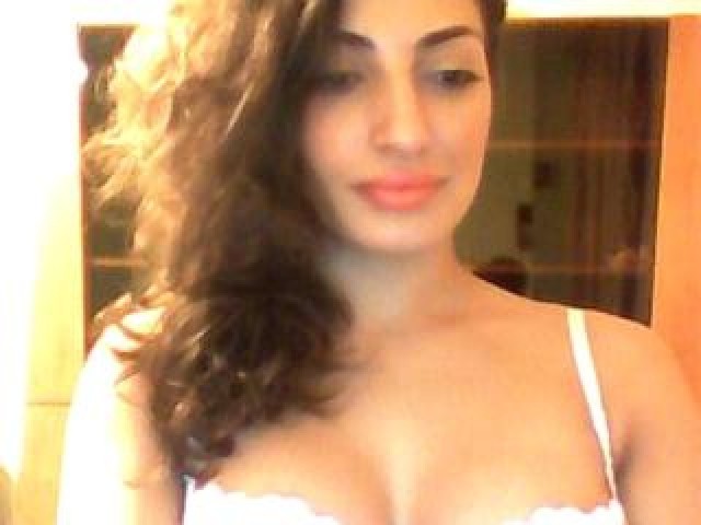 24523-misslatina23-shaved-pussy-webcam-model-female-tits-brunette-babe-webcam