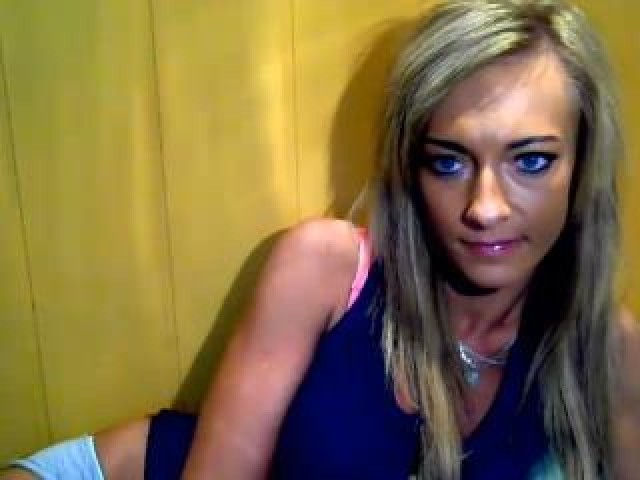 25990-kinkyleah-tits-female-pussy-caucasian-webcam-model-babe-blue-eyes