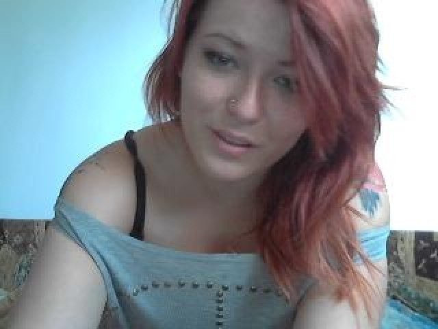 31501-dollbella-green-eyes-straight-caucasian-webcam-shaved-pussy