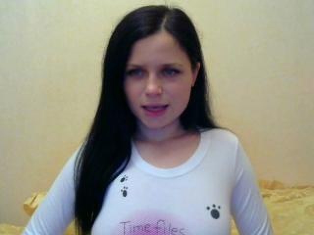 33113-twosincs-brunette-caucasian-male-pussy-blue-eyes-webcam-model-female