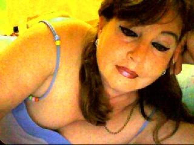 36619-luniana-webcam-model-blue-eyes-trimmed-pussy-webcam-female-redhead