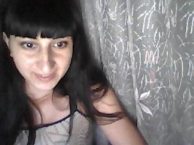 39257-natalytiger-straight-brunette-female-shaved-pussy-webcam-model