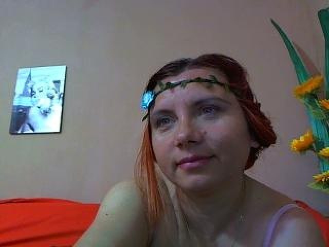 40917-phoenixbird34-pussy-mature-webcam-model-shaved-pussy-female-green-eyes
