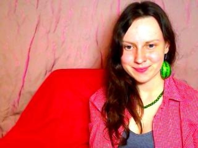 42309-carolinebb-female-webcam-green-eyes-webcam-model-caucasian