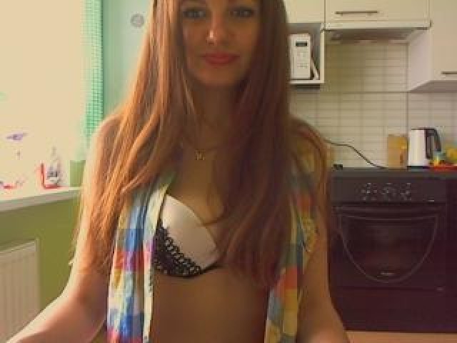 44897-delight-vikki-webcam-caucasian-female-medium-tits-brunette-babe