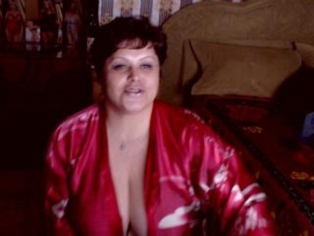 50761-smallbeaver-caucasian-mature-female-tits-straight-webcam-webcam-model