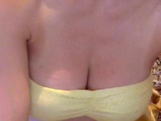 51149-sexyblackcat-teen-brunette-shaved-pussy-blue-eyes-webcam-webcam-model