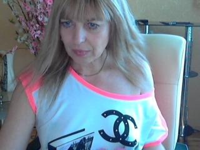 55781-diana5555-latino-blonde-straight-mature-medium-tits-webcam-model